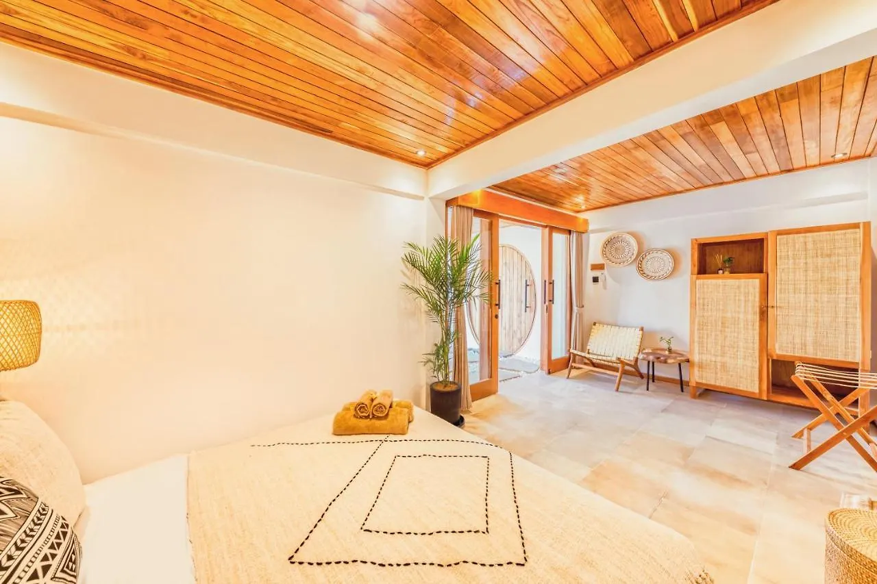 Villa Atlanta - New Luxury 7Bdr Prime Location Seminyak