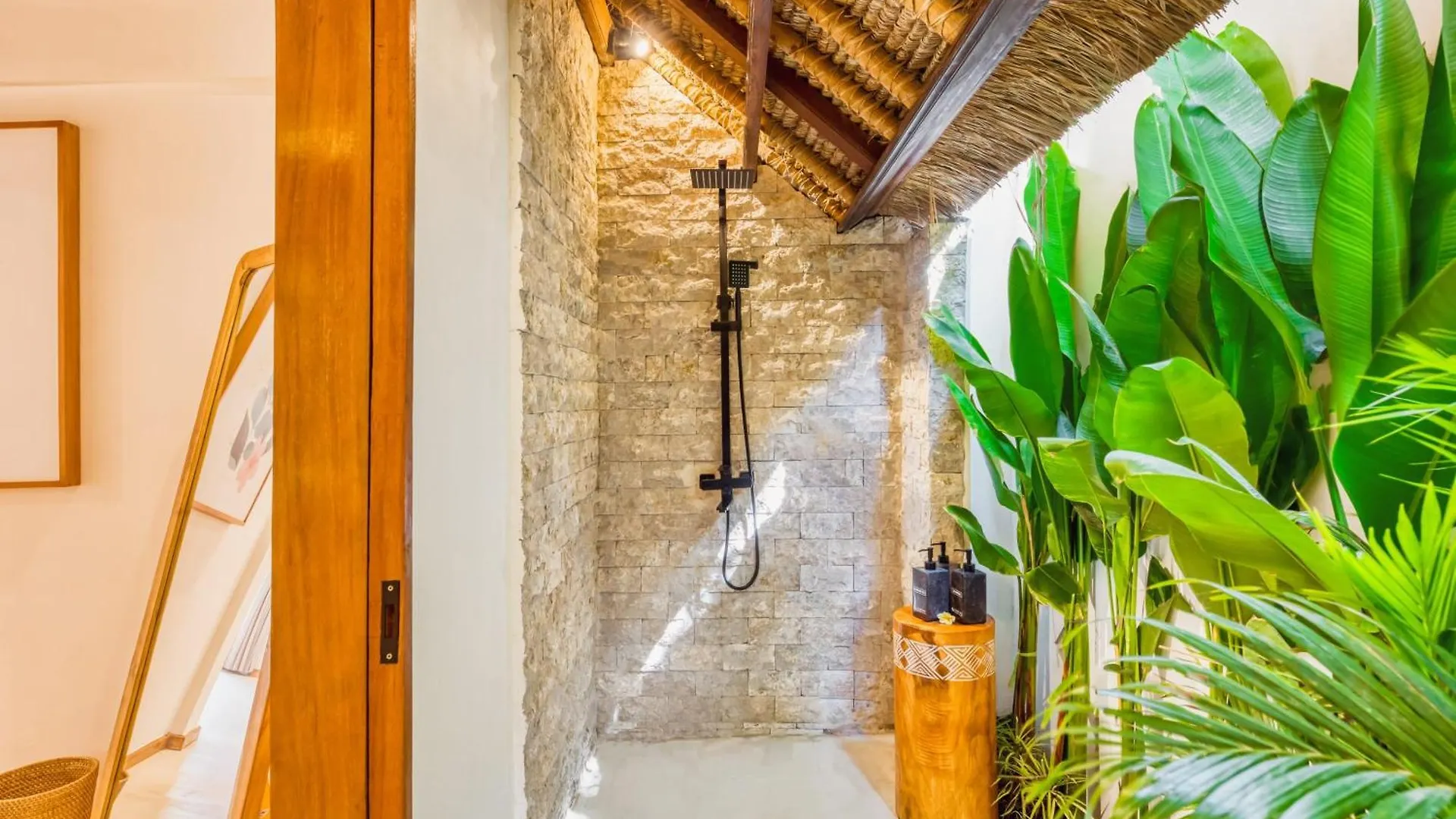 Villa Atlanta - New Luxury 7Bdr Prime Location Seminyak  Indonesia